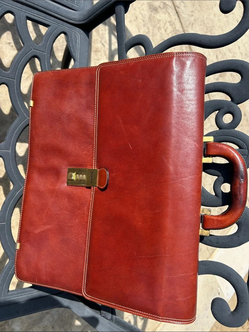 Authentic classic leather attaché case. Great condition